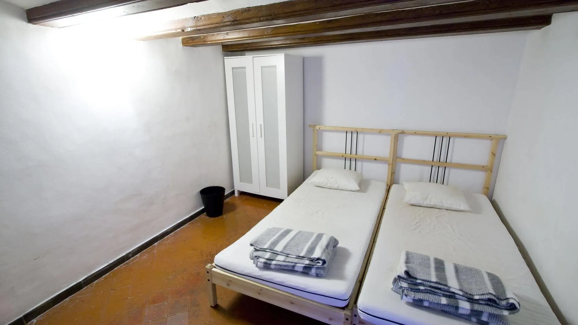 Serenity Gotic Hostel Barcelona