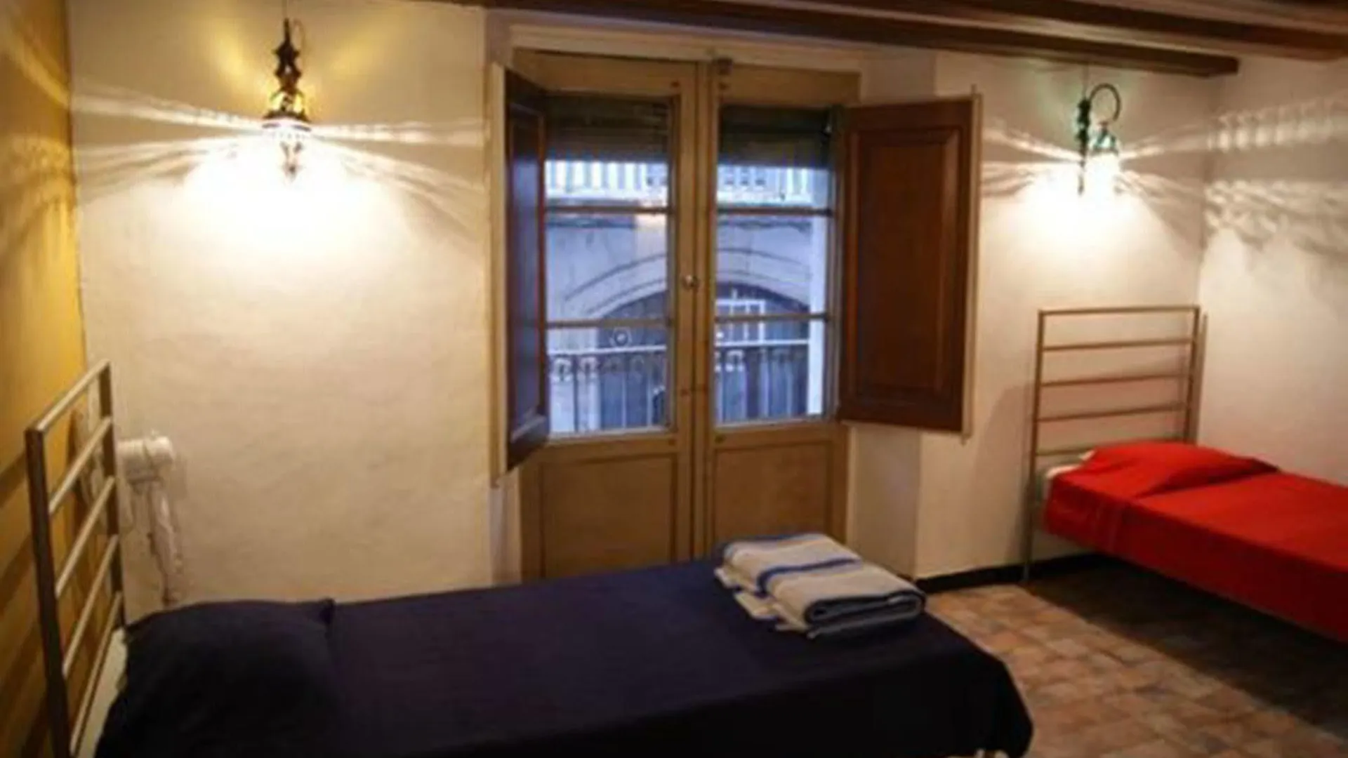 Serenity Gotic Hostel Barcelona 2*,  Spain