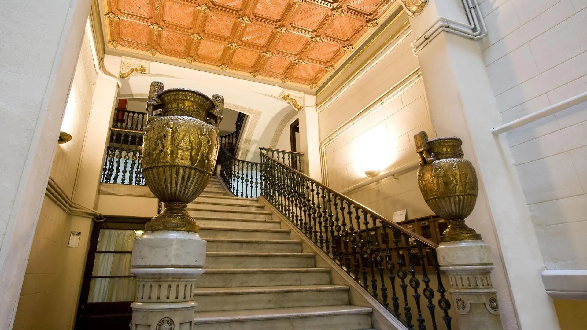 Hotel Serenity Gotic Hostel Barcelona